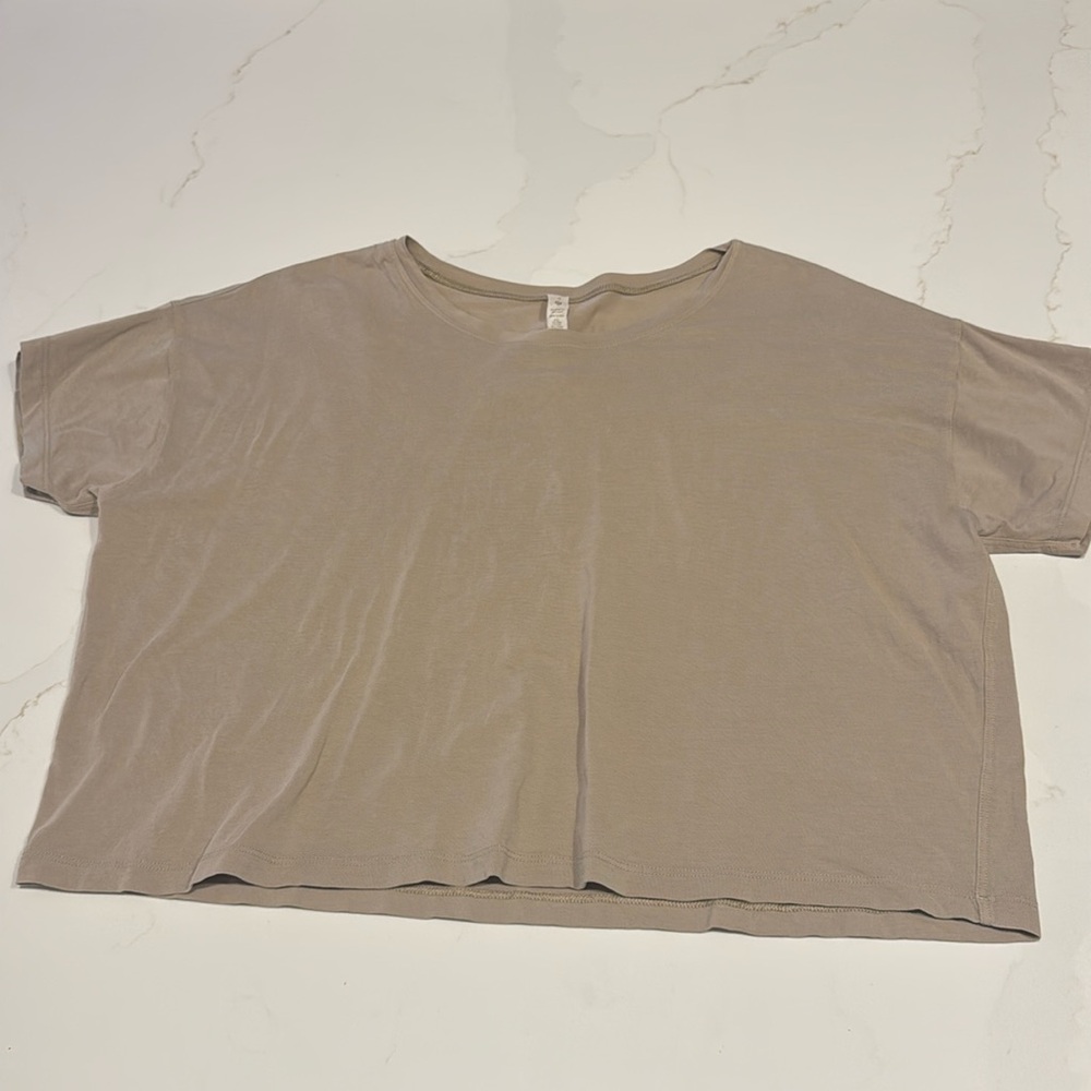 Lululemon Short Sleeve Top